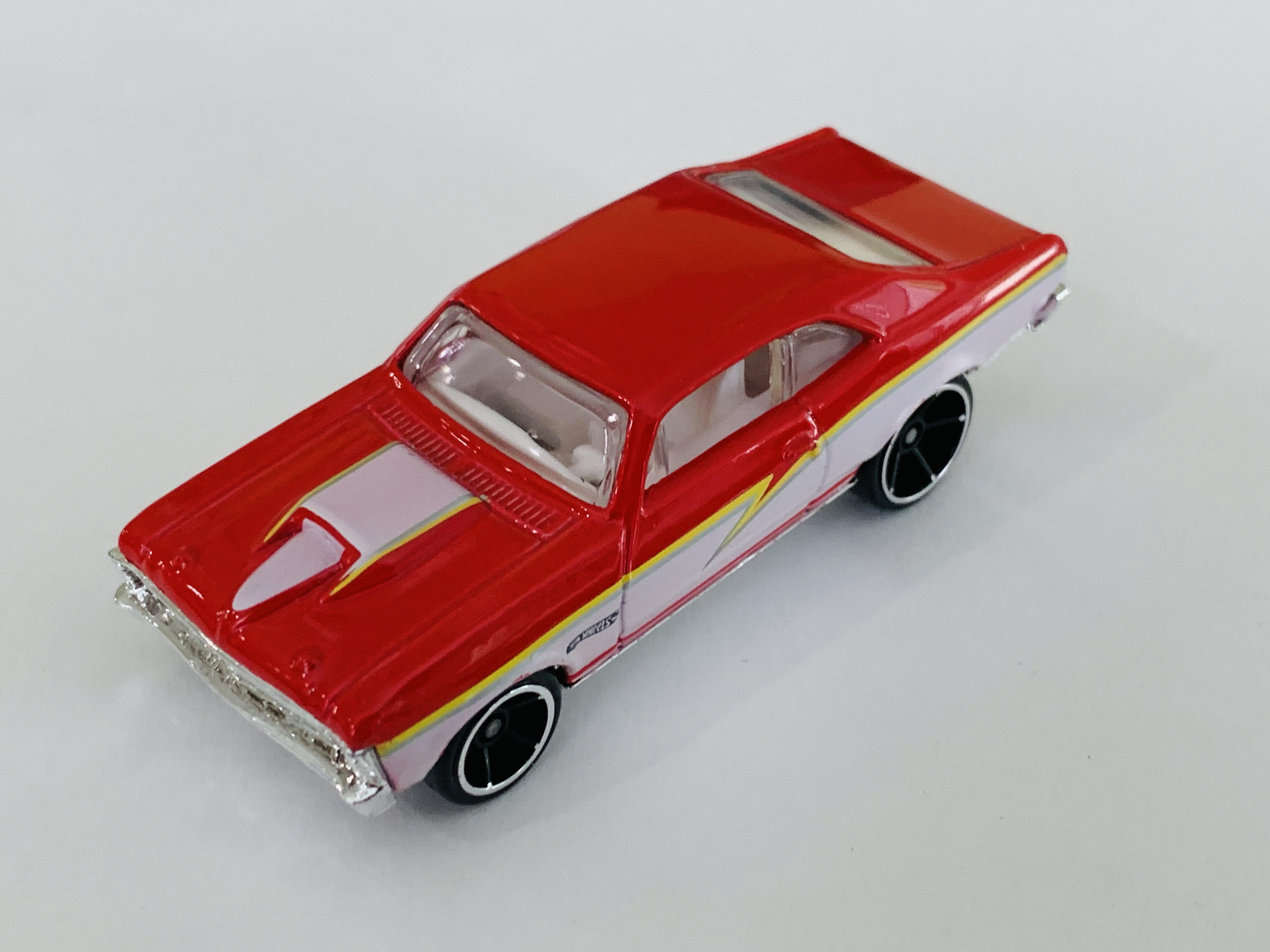 Hot Wheels '68 Nova