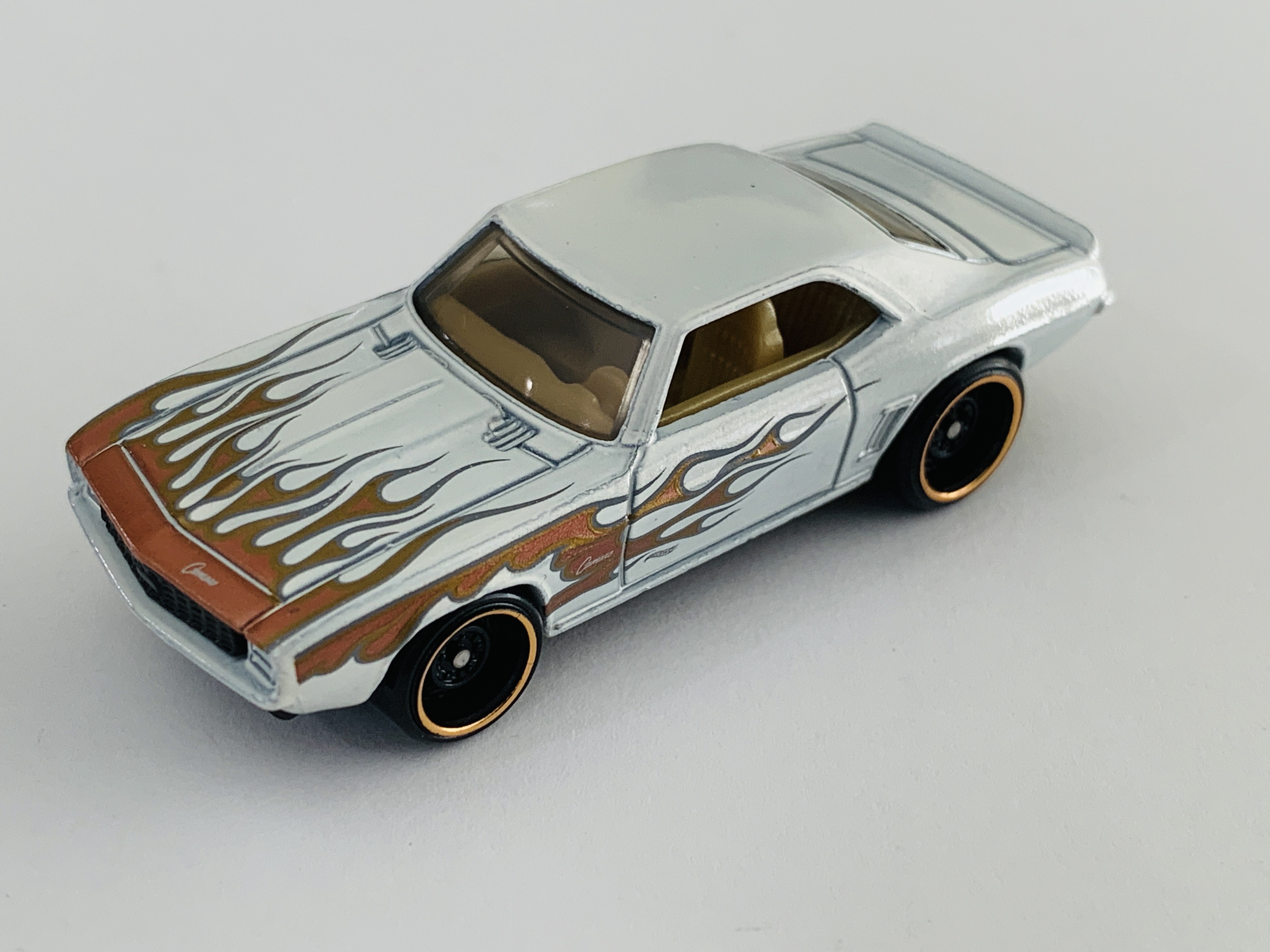 Hot Wheels '69 Camaro