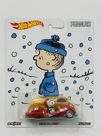 Hot Wheels Peanuts Deco Delivery