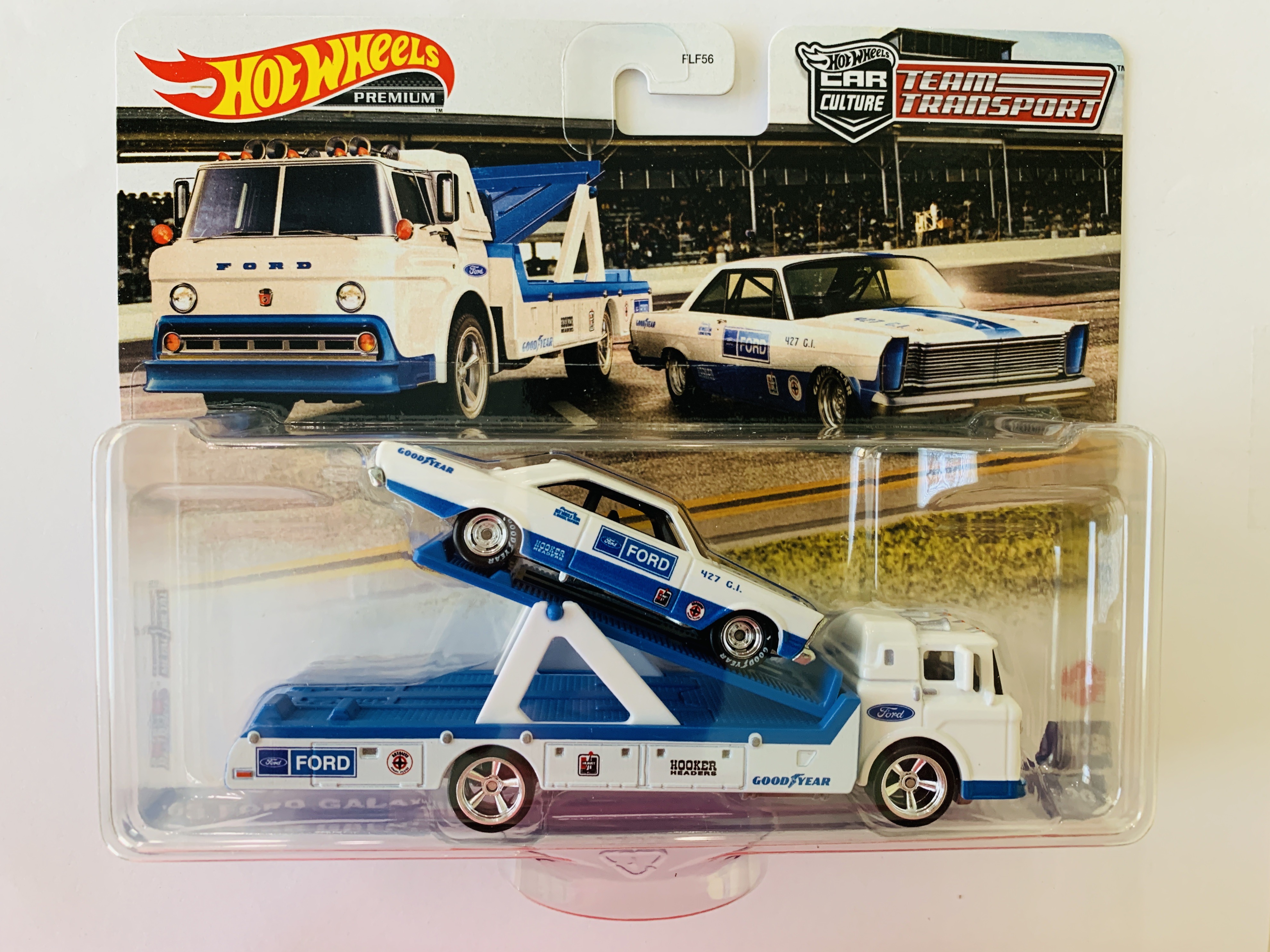 Hot Wheels Premium Team Transport 38 65 Ford Galaxie Ford C 800 9363