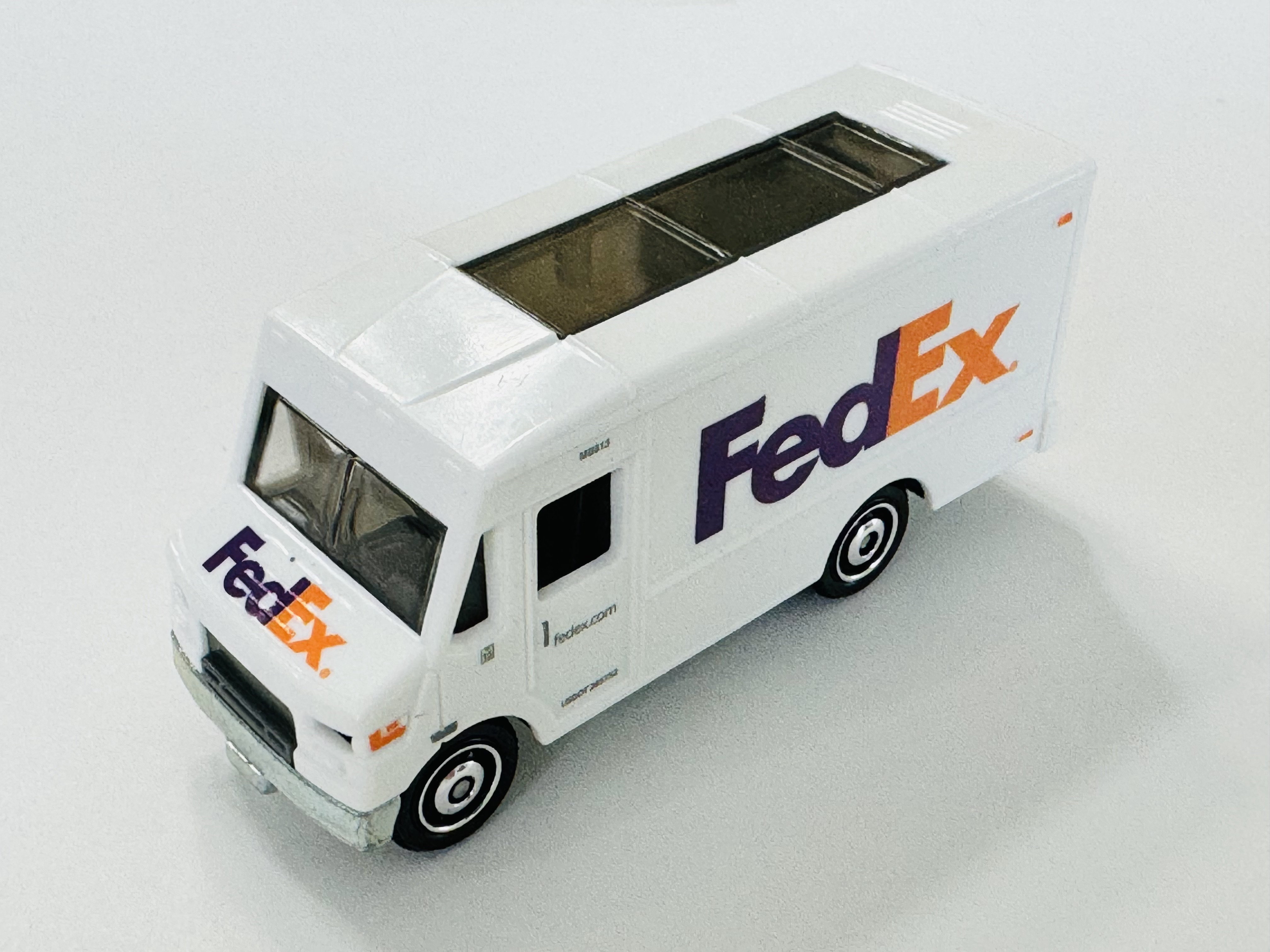 Matchbox FedEx Express Delivery
